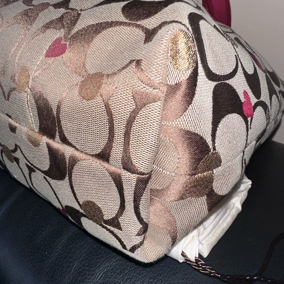 Coach Poppy Laura “Secret Admirer” Heart Glam Tote – Limited Edition ❤️✨ - Picture 8 of 14